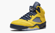 Load image into Gallery viewer, Air Jordan 5 Retro SE “Michigan”
