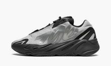 Load image into Gallery viewer, Yeezy Boost 700 MNVN Metallic