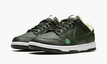 Load image into Gallery viewer, Nike Dunk Low Avocado (W)