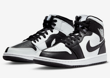 Load image into Gallery viewer, Jordan 1 Mid Split Black White (W)
