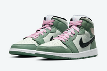 Load image into Gallery viewer, Wmns Air Jordan 1 Mid SE 'Dutch Green'