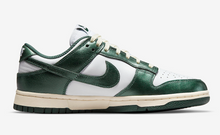 Load image into Gallery viewer, Nike Dunk Low Vintage Green (W)