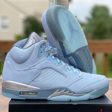 Load image into Gallery viewer, Wmns Air Jordan 5 Retro 'Blue Bird'