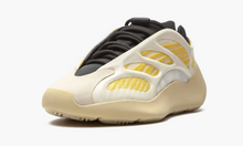 Load image into Gallery viewer, Yeezy 700 V3 Safflower
