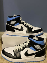 Load image into Gallery viewer, Wmns Air Jordan 1 Mid 'Black / White / University Blue'