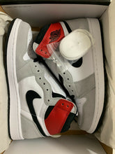 Load image into Gallery viewer, Jordan 1 Retro High Light Smoke Grey