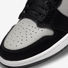 Load image into Gallery viewer, Jordan 1 Retro High OG Twist 2.0 Medium Grey (Women's)
