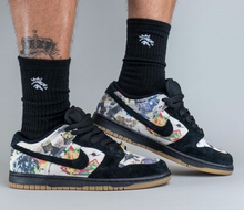 Load image into Gallery viewer, Nike SB Dunk Low Supreme Rammellzee
