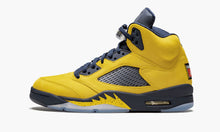 Load image into Gallery viewer, Air Jordan 5 Retro SE “Michigan”
