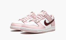 Load image into Gallery viewer, NIKE Dunk Low GS 'Valentine's Day'
