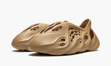 Load image into Gallery viewer, Yeezy Foam RNNR Ochre

