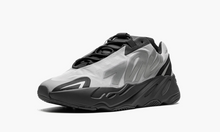 Load image into Gallery viewer, Yeezy Boost 700 MNVN Metallic

