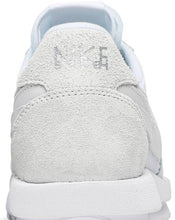 Load image into Gallery viewer, LDWaffle “Sacai - White Nylon”
