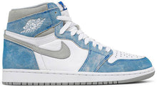 Load image into Gallery viewer, Jordan 1 Retro High OG Hyper Royal

