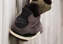 Load image into Gallery viewer, Jordan 4 Retro A Ma Maniére Violet Ore
