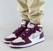 Load image into Gallery viewer, Jordan 1 Retro High OG Bordeaux
