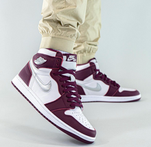 Load image into Gallery viewer, Jordan 1 Retro High OG Bordeaux
