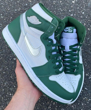 Load image into Gallery viewer, Jordan 1 Retro High OG Gorge Green
