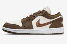 Load image into Gallery viewer, Jordan 1 Low SE Light Olive (W)
