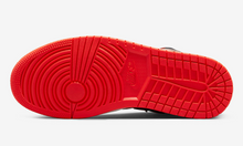 Load image into Gallery viewer, Jordan 1 Low Orange Black (W)
