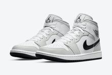 Load image into Gallery viewer, Jordan 1 Mid Light Smoke Grey (W)
