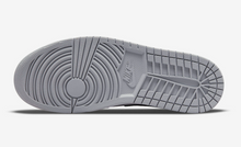 Load image into Gallery viewer, Jordan 1 Mid Light Smoke Grey Anthracite
