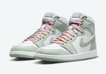 Load image into Gallery viewer, Jordan 1 High OG Seafoam (W)
