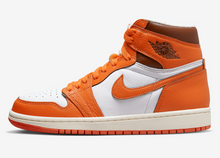 Load image into Gallery viewer, Jordan 1 Retro High OG Starfish (W)
