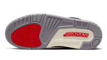 Load image into Gallery viewer, Jordan 3 Retro Black Cement Gold (W)
