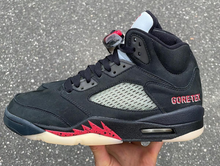 Load image into Gallery viewer, Jordan 5 Retro Gore-Tex Off-Noir (W)
