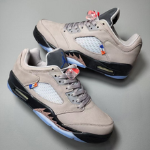 Load image into Gallery viewer, Jordan 5 Retro Low PSG (2022)
