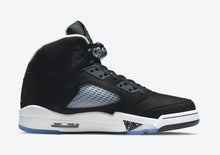 Load image into Gallery viewer, Air Jordan 5 ‘Oreo’
