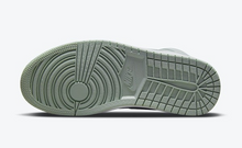 Load image into Gallery viewer, Jordan 1 High OG Seafoam (W)
