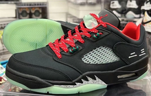 Load image into Gallery viewer, Jordan 5 Retro Low CLOT Jade
