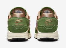 Load image into Gallery viewer, Nike Air Max 1 SH SkunkNike Air Max 1 SH Skunk
