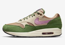 Load image into Gallery viewer, Nike Air Max 1 SH SkunkNike Air Max 1 SH Skunk
