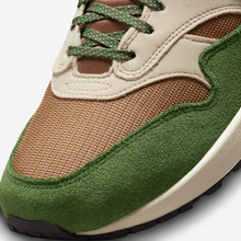 Load image into Gallery viewer, Nike Air Max 1 SH SkunkNike Air Max 1 SH Skunk
