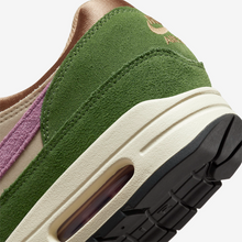 Load image into Gallery viewer, Nike Air Max 1 SH SkunkNike Air Max 1 SH Skunk

