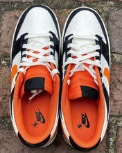 Load image into Gallery viewer, Nike Dunk Low PRM “Halloween”
