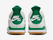 Load image into Gallery viewer, Jordan 4 Retro SB Pine Green
