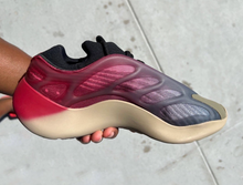 Load image into Gallery viewer, Yeezy 700 V3 “Fade Carbon”
