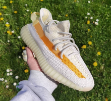 Load image into Gallery viewer, Yeezy Boost 350 V2 Light
