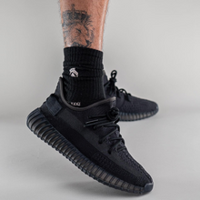 Load image into Gallery viewer, Yeezy Boost 350 V2 Onyx
