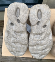 Load image into Gallery viewer, Yeezy Foam RNNR Stone Sage
