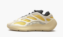 Load image into Gallery viewer, Yeezy 700 V3 Safflower
