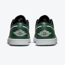Load image into Gallery viewer, Jordan 1 Low Green Toe
