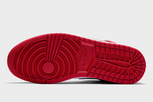 Load image into Gallery viewer, Jordan 1 Mid Chicago (2020)
