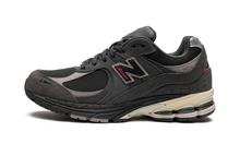 Load image into Gallery viewer, 2002R &quot;Grey / Black&quot;
