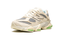 Load image into Gallery viewer, New Balance 9060 Bricks &amp; Wood
