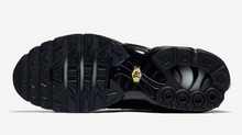 Load image into Gallery viewer, Nike Air Max Plus Triple Black
